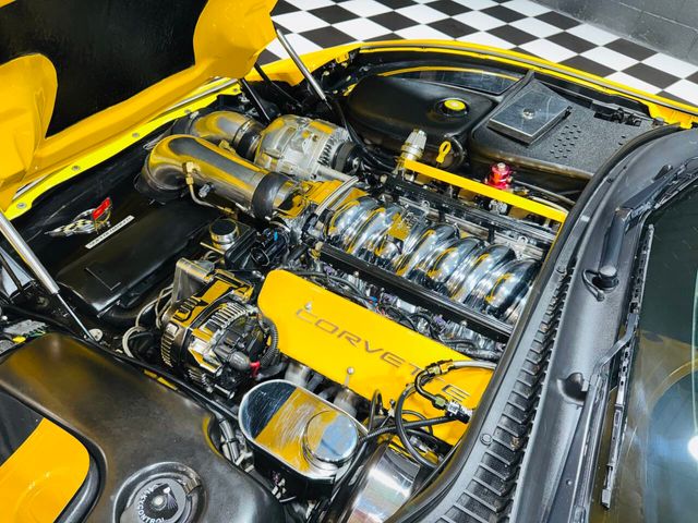 2001 Chevrolet Corvette 2dr Convertible - 22941967 - 23