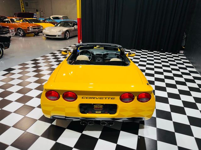 2001 Chevrolet Corvette 2dr Convertible - 22941967 - 30