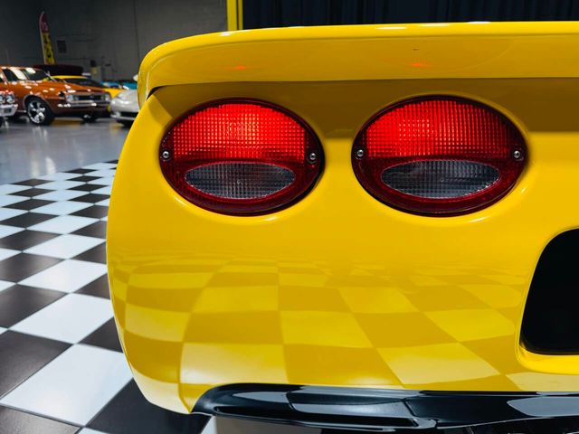 2001 Chevrolet Corvette 2dr Convertible - 22941967 - 40