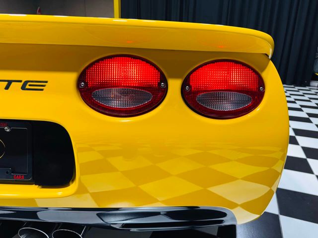 2001 Chevrolet Corvette 2dr Convertible - 22941967 - 42