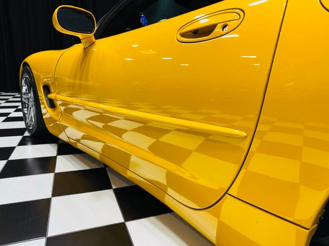 2001 Chevrolet Corvette 2dr Convertible - 22941967 - 50