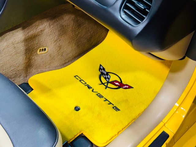 2001 Chevrolet Corvette 2dr Convertible - 22941967 - 67