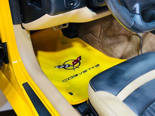 2001 Chevrolet Corvette 2dr Convertible - 22941967 - 69