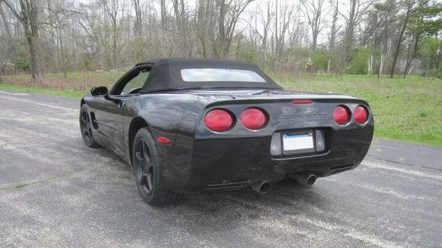 2001 Chevrolet Corvette 2dr Convertible - 23026718 - 18