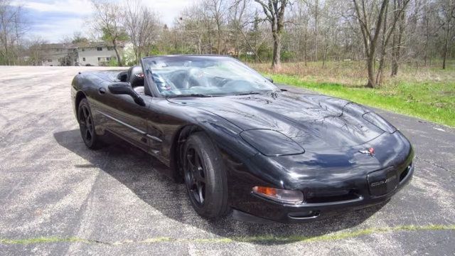 2001 Chevrolet Corvette 2dr Convertible - 23026718 - 1