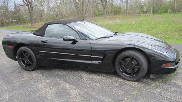 2001 Chevrolet Corvette 2dr Convertible - 23026718 - 23