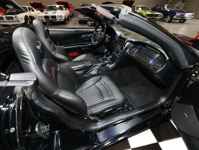 2001 Chevrolet Corvette 2dr Convertible - 23026718 - 43