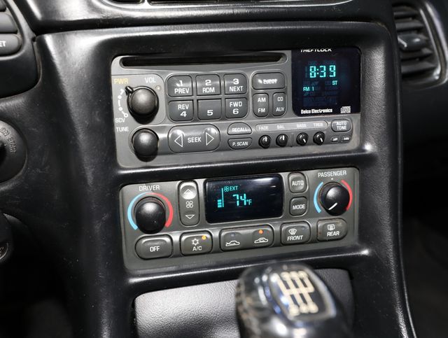 2001 Chevrolet Corvette 2dr Convertible - 23026718 - 55