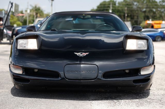 2001 Chevrolet Corvette 2dr Convertible - 23046070 - 18