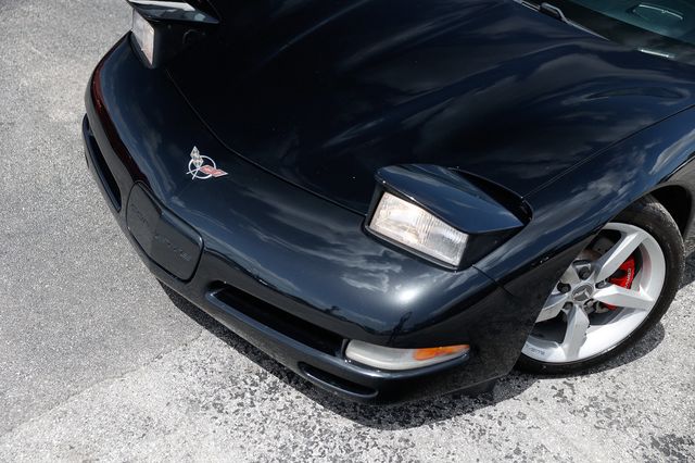 2001 Chevrolet Corvette 2dr Convertible - 23046070 - 24