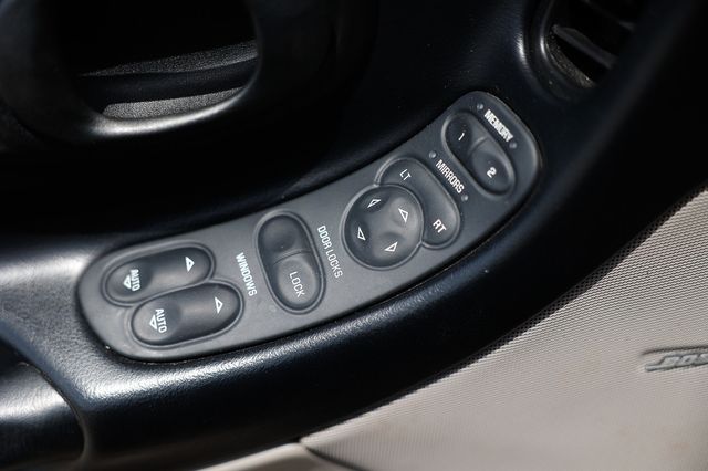 2001 Chevrolet Corvette 2dr Convertible - 23046070 - 35