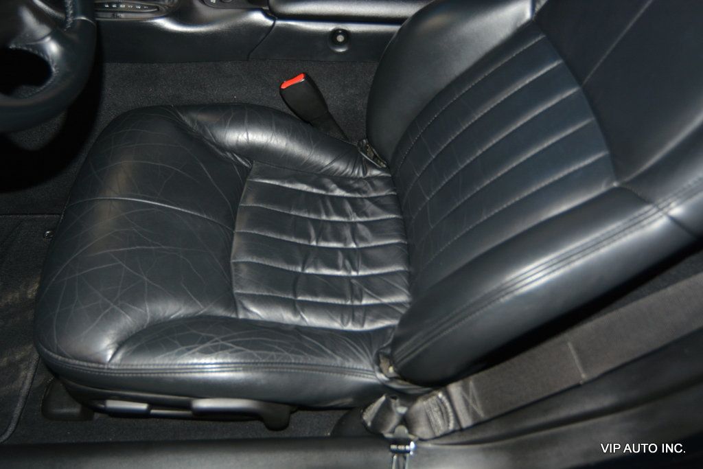 2001 Chevrolet Corvette 2dr Coupe - 22960730 - 14