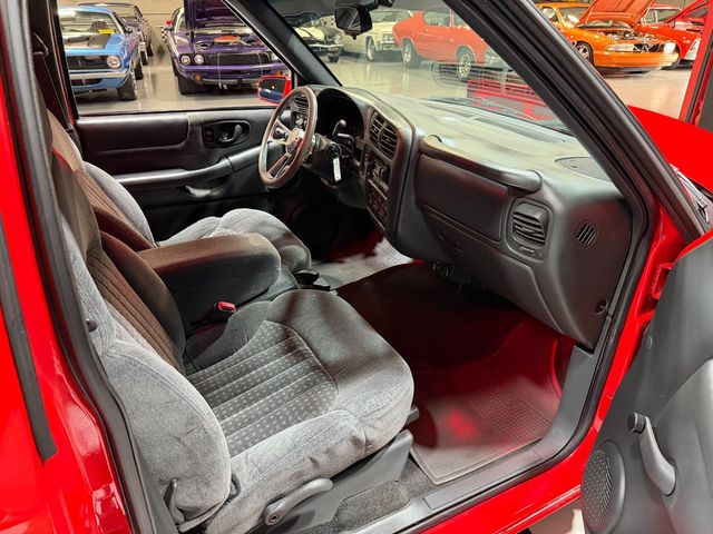 2001 Chevrolet S10 LS2 COLD AC CUSTOM BUILD - 23081384 - 38