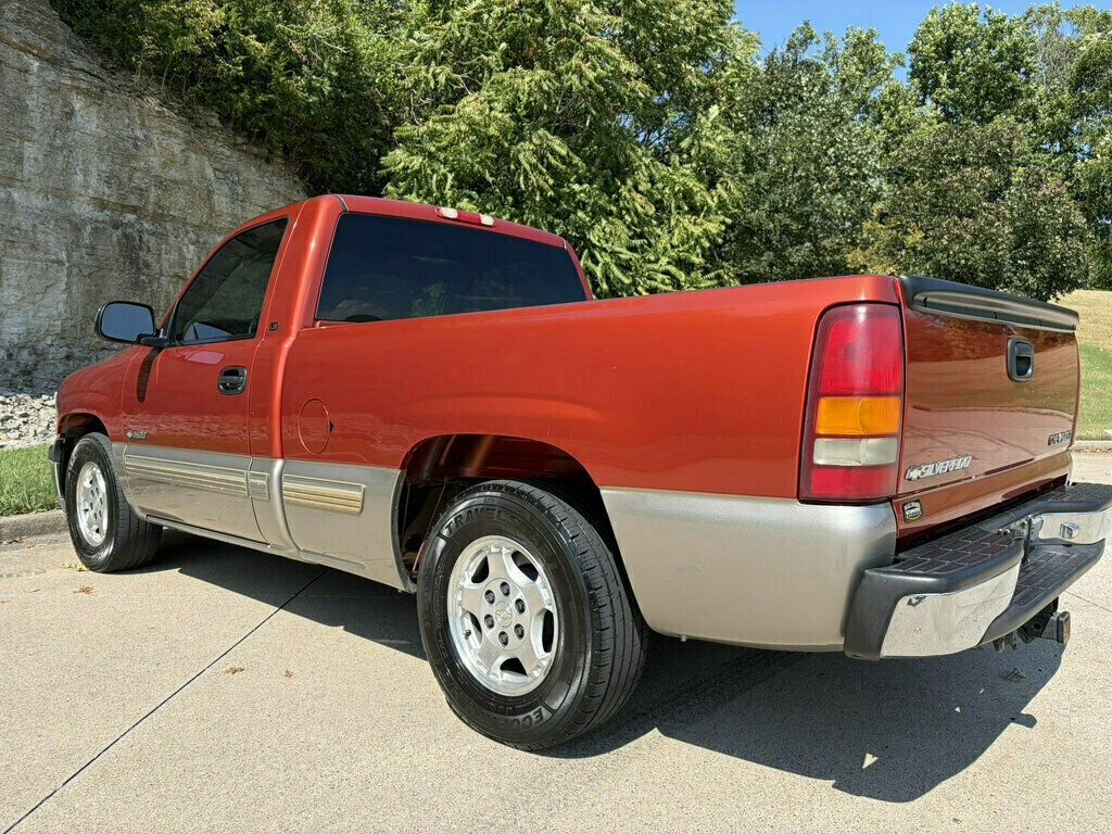 2001 Chevrolet Silverado 1500 Reg Cab 133.0" WB LS - 23079131 - 9