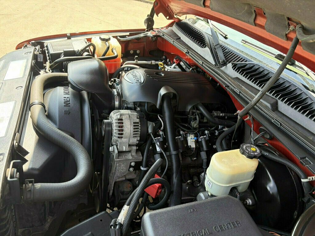 2001 Chevrolet Silverado 1500 Reg Cab 133.0" WB LS - 23079131 - 23