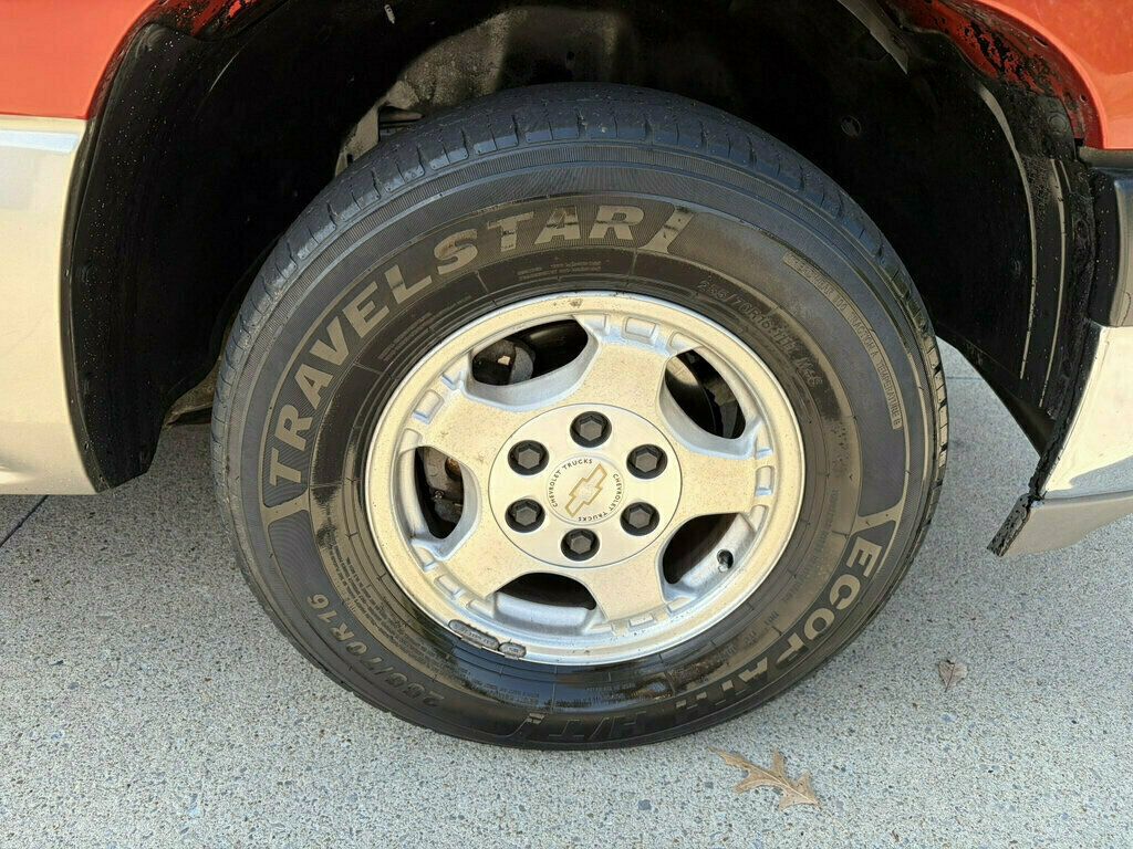 2001 Chevrolet Silverado 1500 Reg Cab 133.0" WB LS - 23079131 - 34