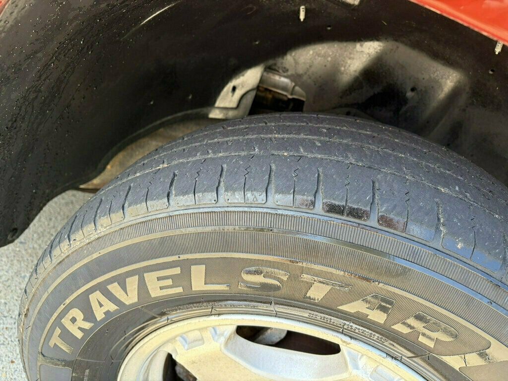 2001 Chevrolet Silverado 1500 Reg Cab 133.0" WB LS - 23079131 - 35