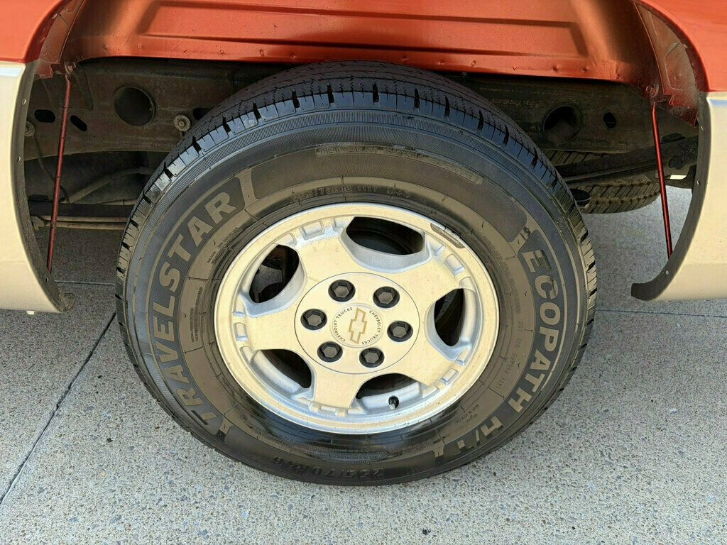 2001 Chevrolet Silverado 1500 Reg Cab 133.0" WB LS - 23079131 - 36