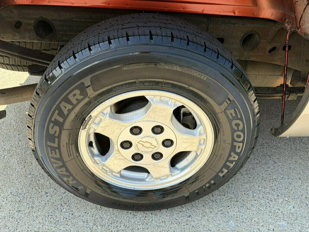 2001 Chevrolet Silverado 1500 Reg Cab 133.0" WB LS - 23079131 - 40