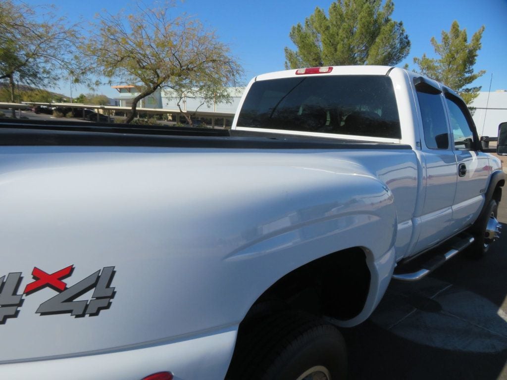 2001 Chevrolet Silverado 3500 4X4 ALLSION TRANNY 8.1 LITER EXTRA  CLEAN DUALY 3500 4X4  - 22743102 - 9