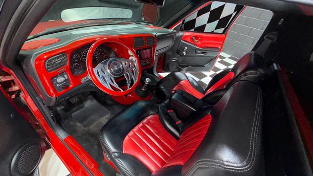 2001 Chevrolet S-10 LS 2dr Standard Cab 2WD SB - 22922678 - 1