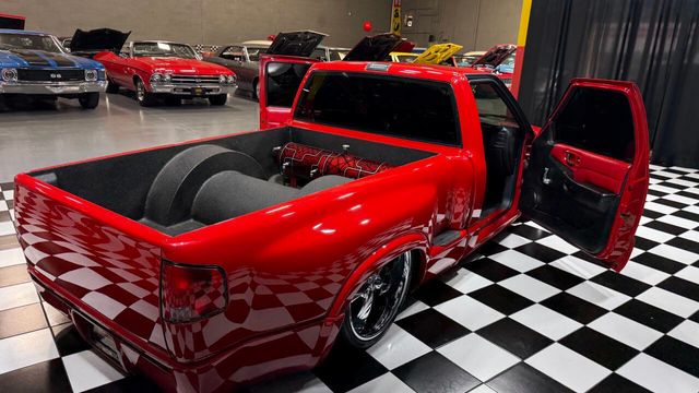 2001 Chevrolet S-10 LS 2dr Standard Cab 2WD SB - 22922678 - 49