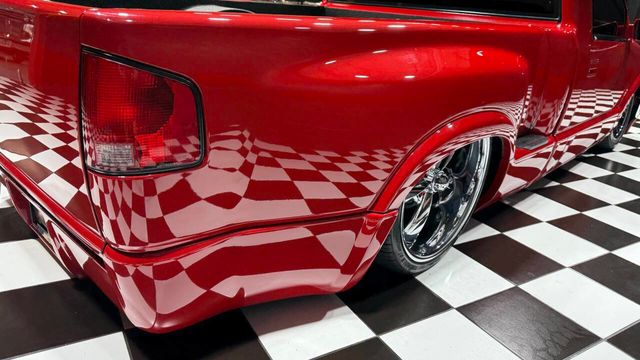 2001 Chevrolet S-10 LS 2dr Standard Cab 2WD SB - 22922678 - 67