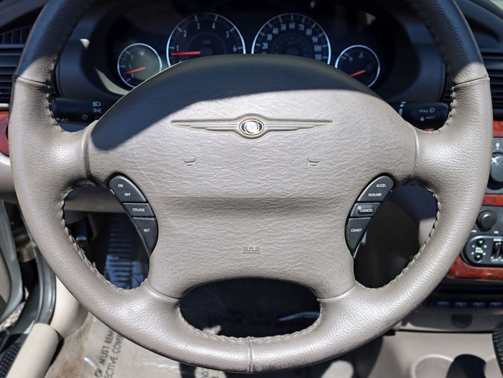 2001 Chrysler Sebring 2dr Convertible LXi - 23015785 - 12