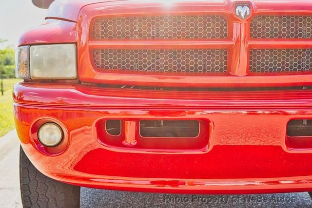 2001 Dodge Ram 1500 Quad Cab 4WD, 5.9L V8 Magnum, One Owner, New Paint - 23023800 - 10