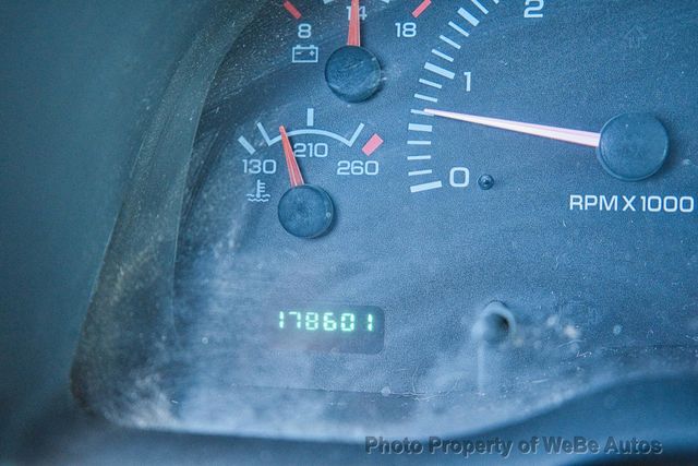 2001 Dodge Ram 1500 Quad Cab 4WD, 5.9L V8 Magnum, One Owner, New Paint - 23023800 - 45