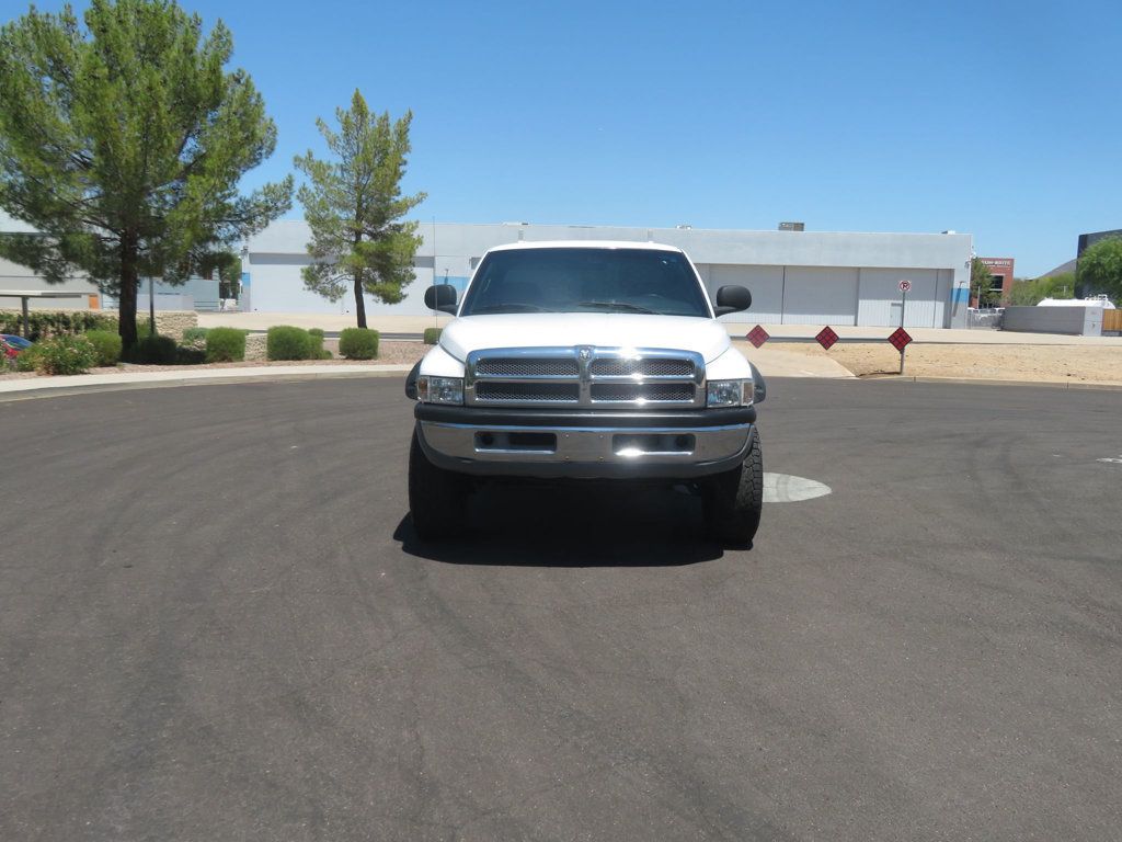 2001 Dodge Ram SLT photo 11