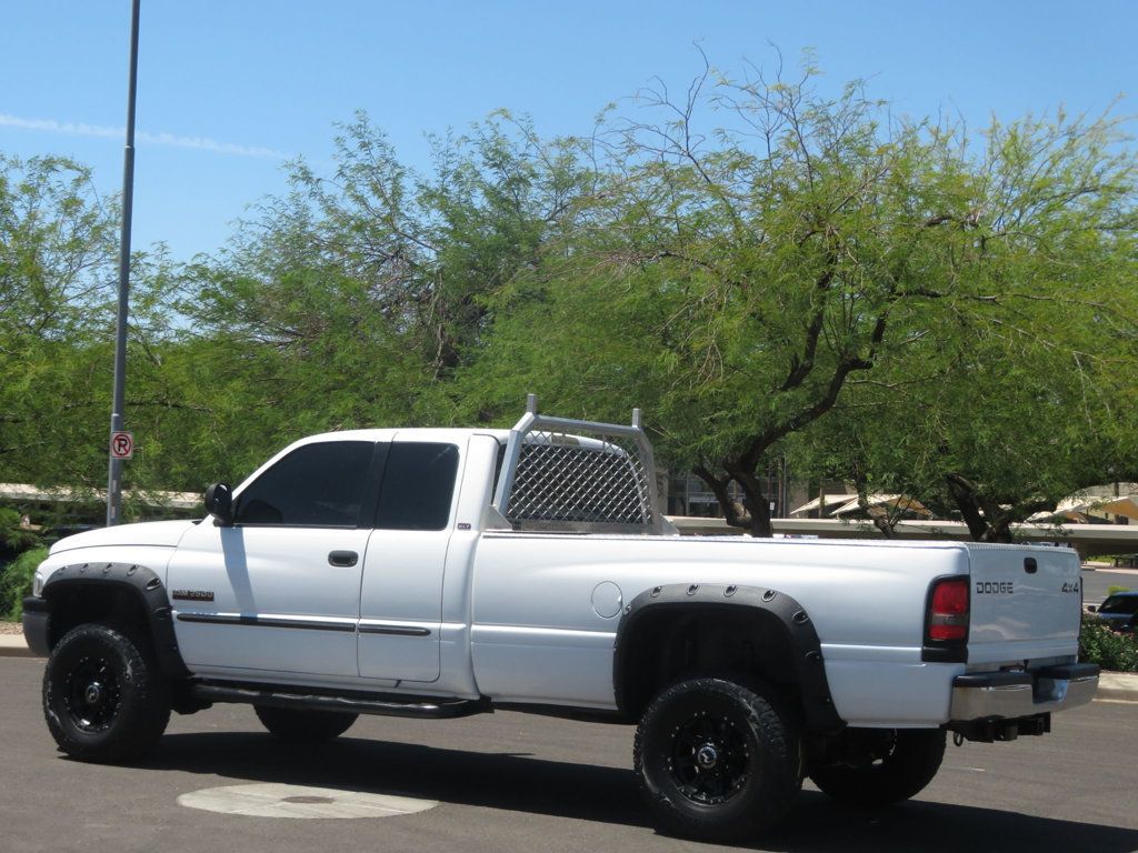 2001 Dodge Ram SLT photo 5