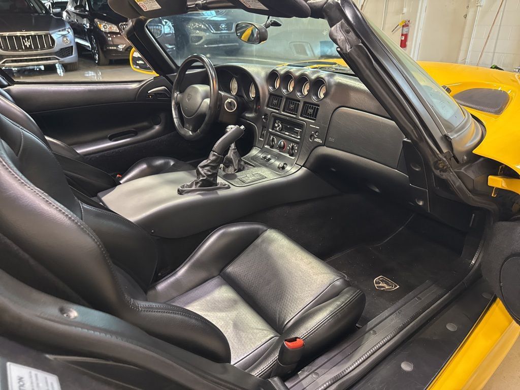 2001 Dodge Viper 2dr RT/10 Convertible - 23028314 - 22