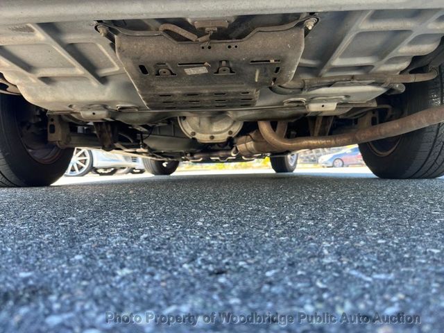 2001 Ford Crown Victoria 4dr Sedan LX - 22935257 - 17