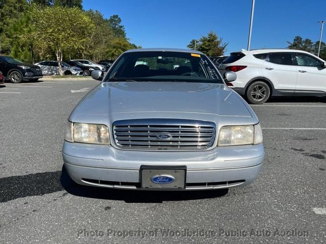 2001 Ford Crown Victoria 4dr Sedan LX - 22935257 - 1