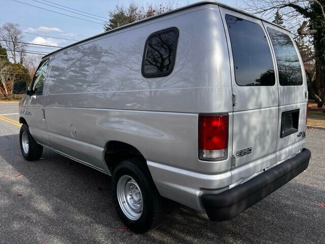 2001 Ford E250 Econoline Passenger Van - 22697963 - 6