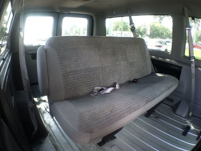 2001 Ford ECONOLINE E150 WAGON - 22568790 - 19