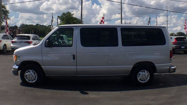 2001 Ford ECONOLINE E150 WAGON - 22568790 - 4