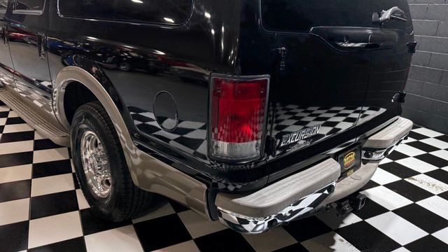 2001 Ford Excursion 137" WB Limited - 22957528 - 31