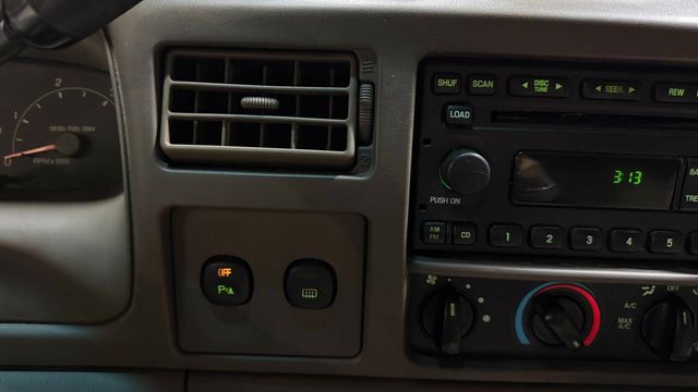 2001 Ford Excursion 137" WB Limited - 22957528 - 55