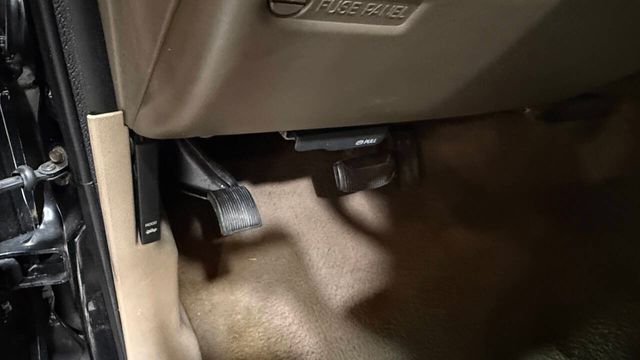 2001 Ford Excursion 137" WB Limited - 22957528 - 58