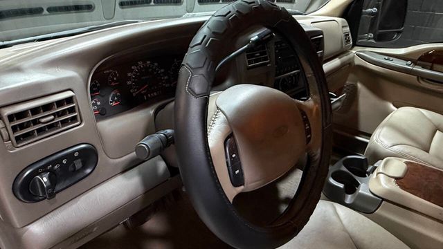 2001 Ford Excursion 137" WB Limited - 22957528 - 60