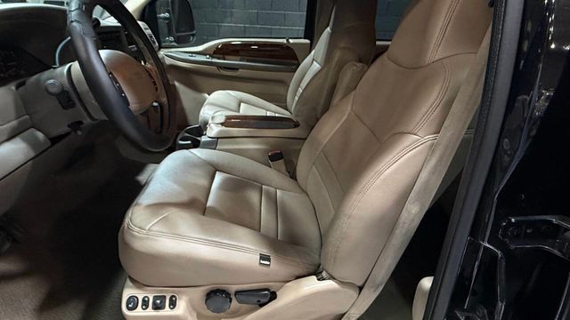 2001 Ford Excursion 137" WB Limited - 22957528 - 68