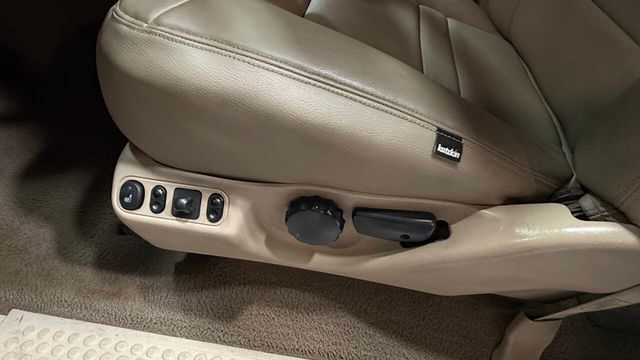 2001 Ford Excursion 137" WB Limited - 22957528 - 69