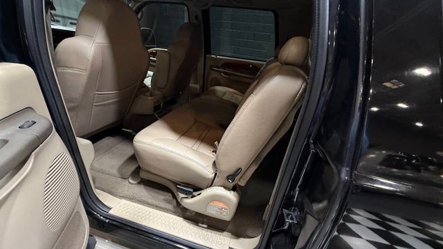 2001 Ford Excursion 137" WB Limited - 22957528 - 81