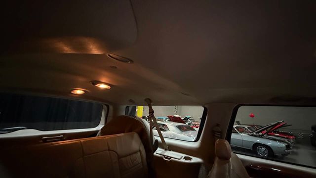 2001 Ford Excursion 137" WB Limited - 22957528 - 86