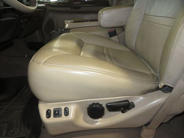 2001 Ford Excursion 2001 EXTRA CLEAN LIMITED EXCURSION 4X4 LIFTED LOW MILES FOR 2001 - 22937660 - 19