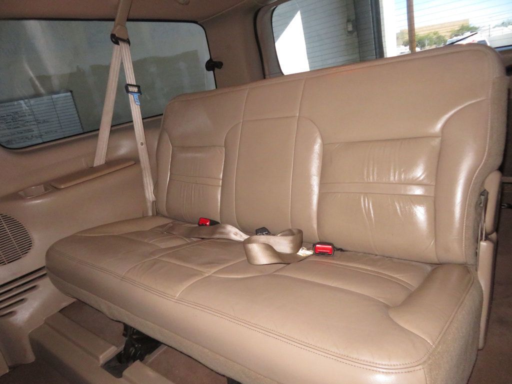 2001 Ford Excursion 2001 EXTRA CLEAN LIMITED EXCURSION 4X4 LIFTED LOW MILES FOR 2001 - 22937660 - 25