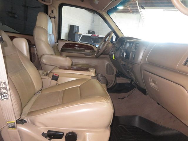 2001 Ford Excursion 2001 EXTRA CLEAN LIMITED EXCURSION 4X4 LIFTED LOW MILES FOR 2001 - 22937660 - 32