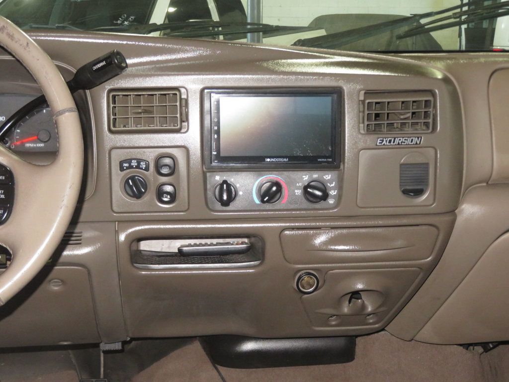 2001 Ford Excursion 2001 EXTRA CLEAN LIMITED EXCURSION 4X4 LIFTED LOW MILES FOR 2001 - 22937660 - 38